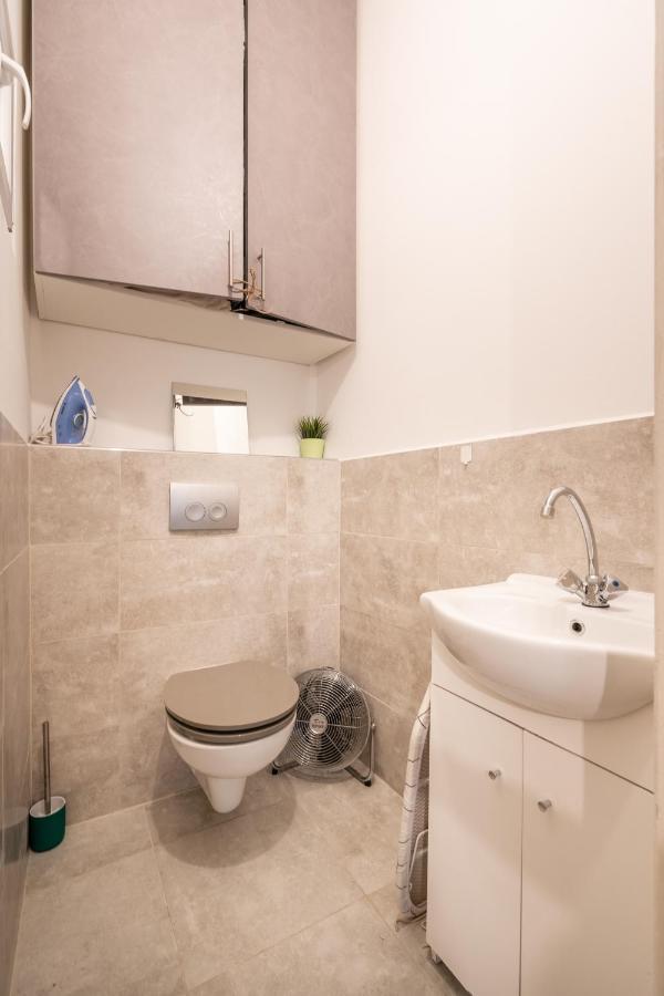 The White House Apartment Budapest Exterior foto