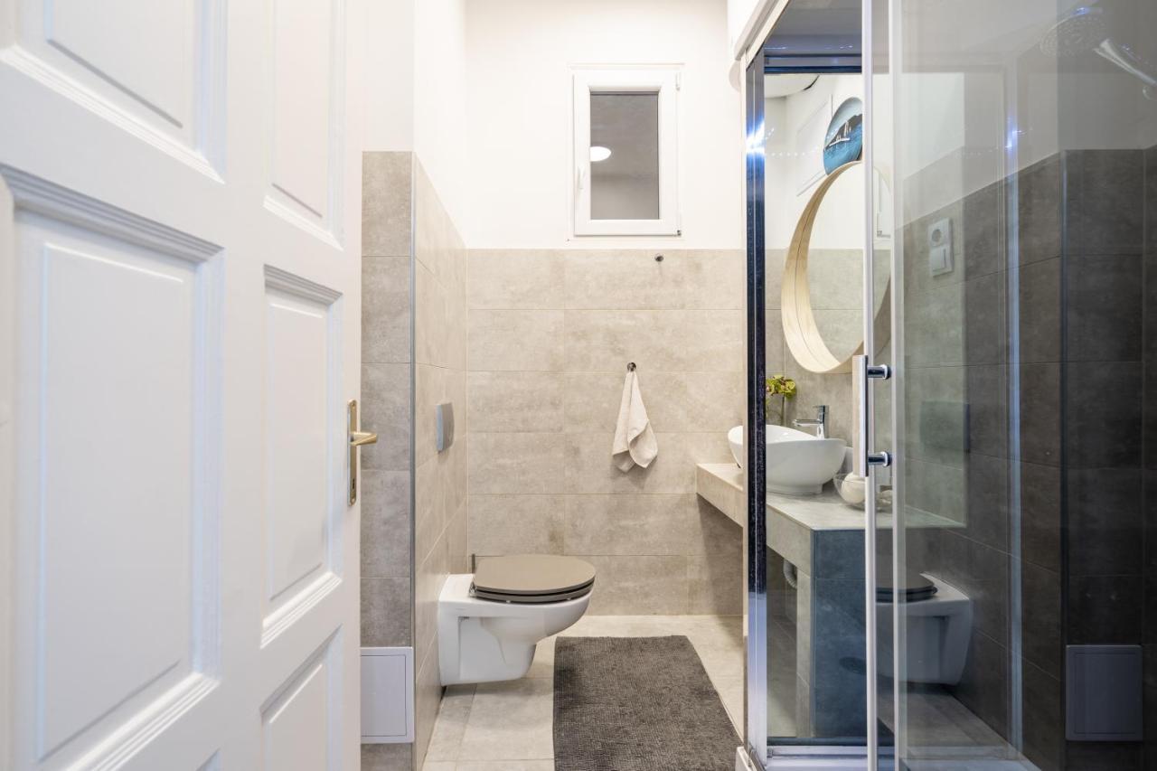 The White House Apartment Budapest Exterior foto